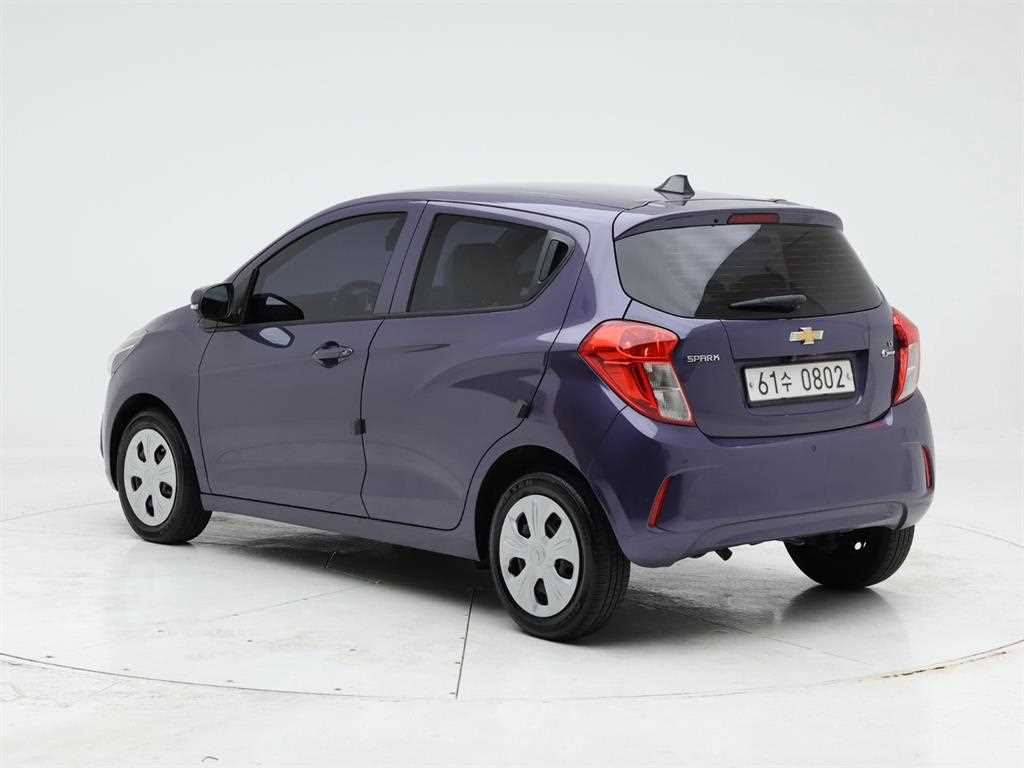 Chevrolet Spark - Vista 4