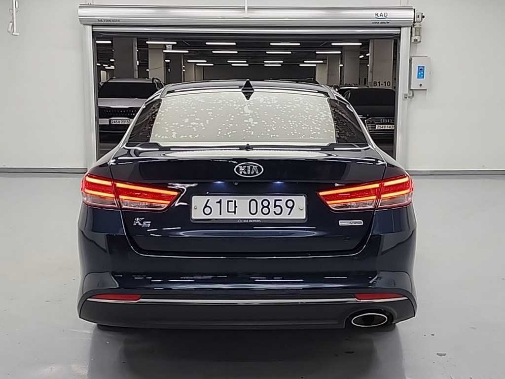KIA K5 - Vista 3