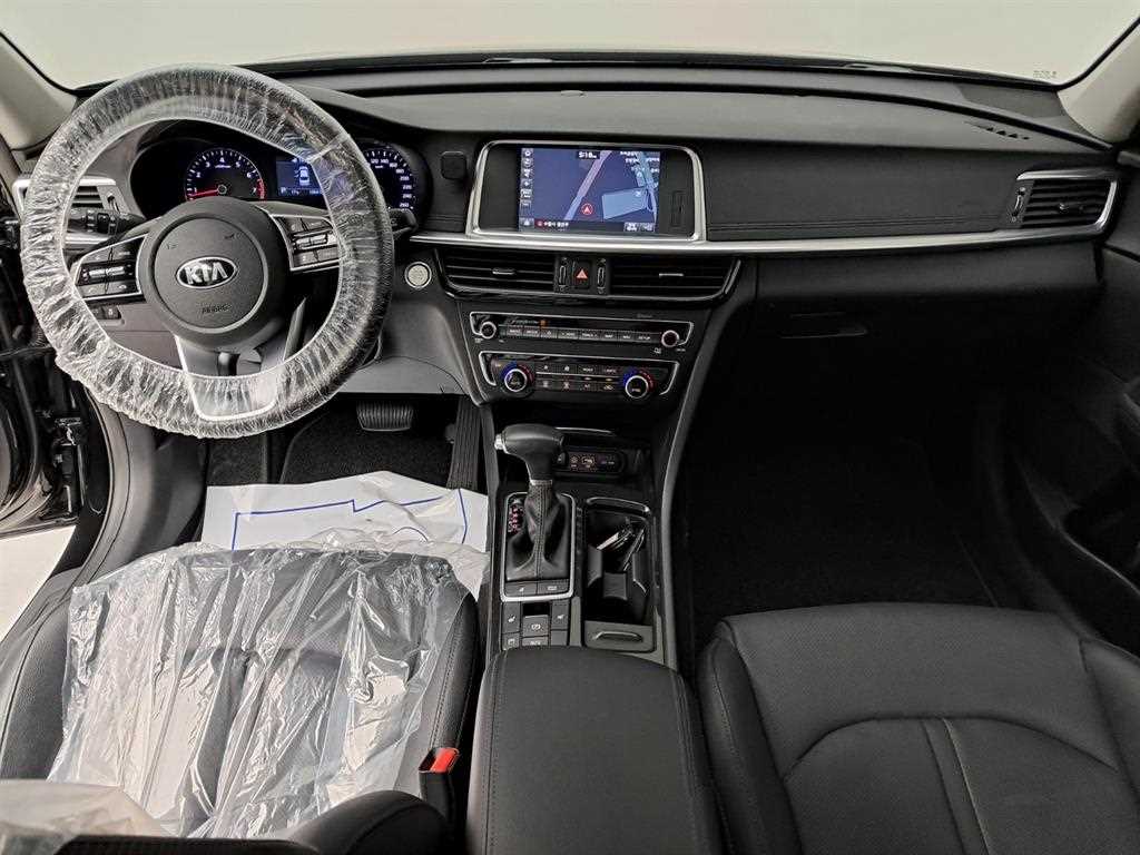 KIA K5 - Vista 6