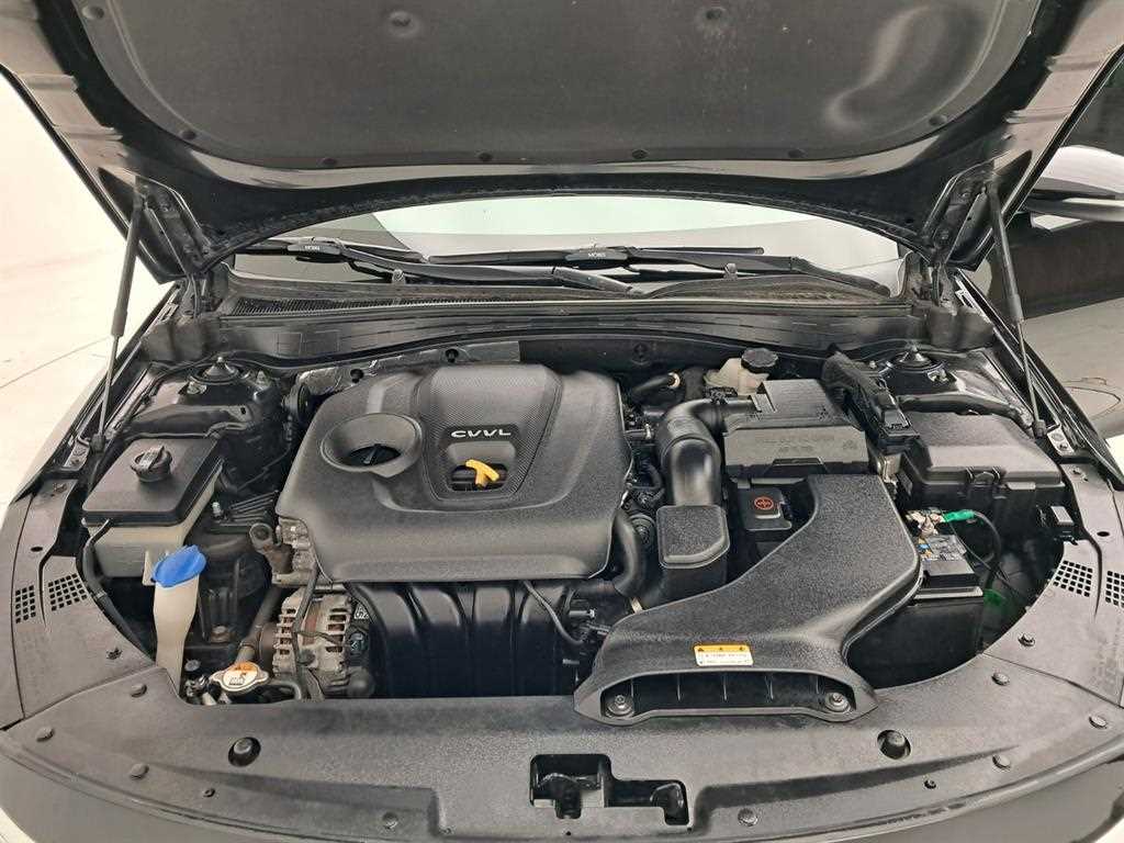 KIA K5 2019 Negro - Importación desde Corea - HF Imports Iquique - Foto 18