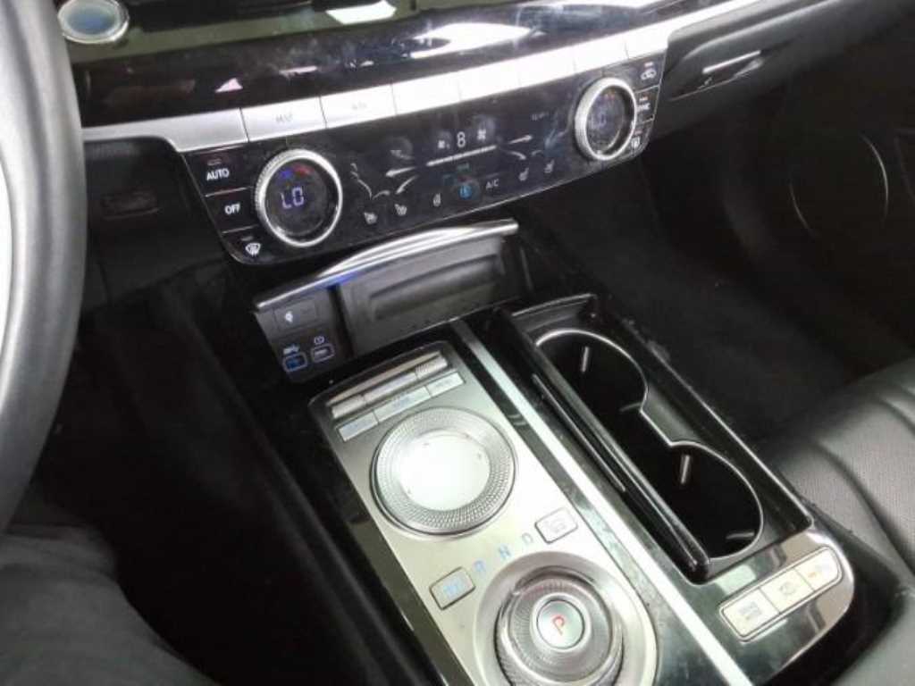 Genesis G80 - Vista 7