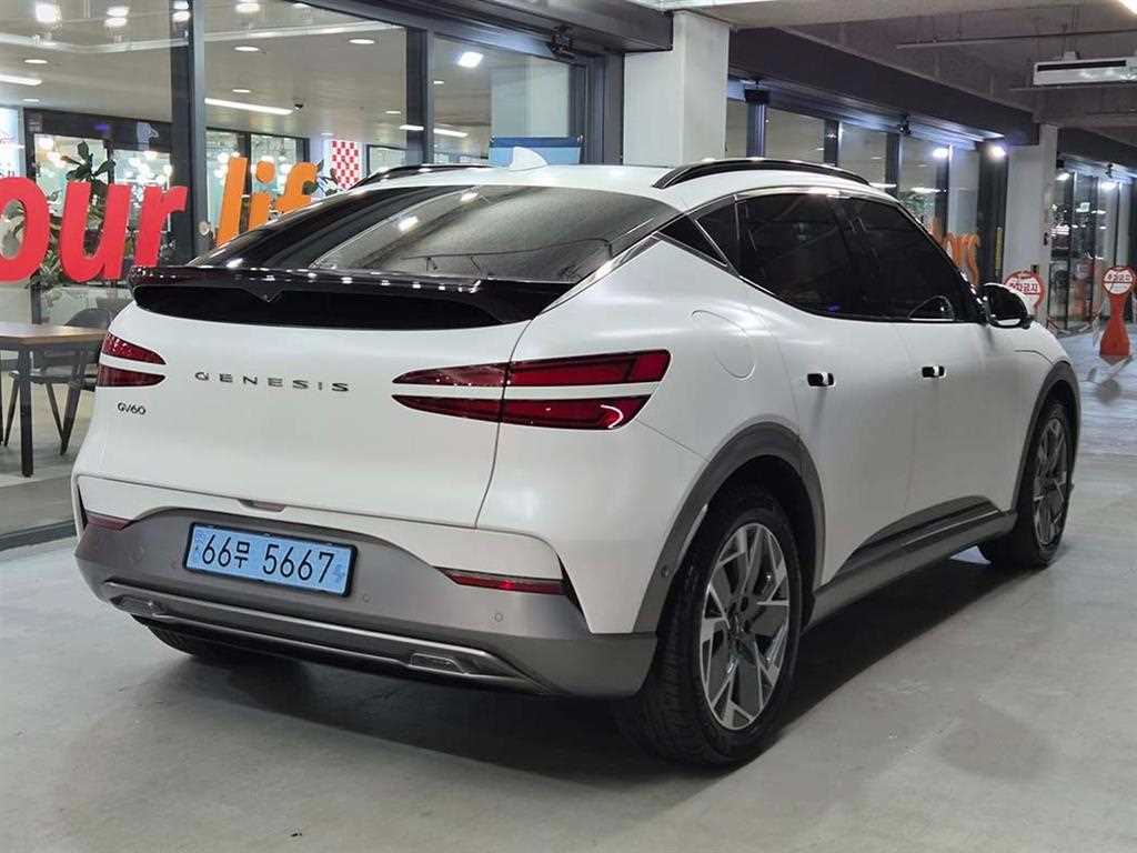 Genesis GV60 - Vista 4