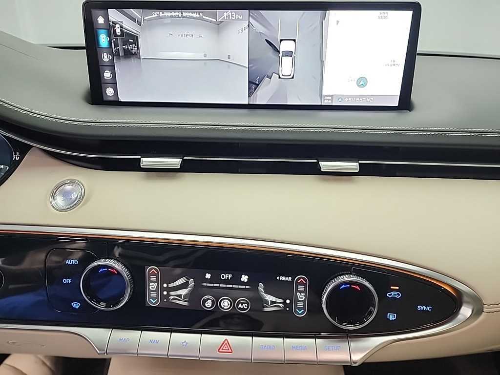 Genesis GV70 - Vista 10