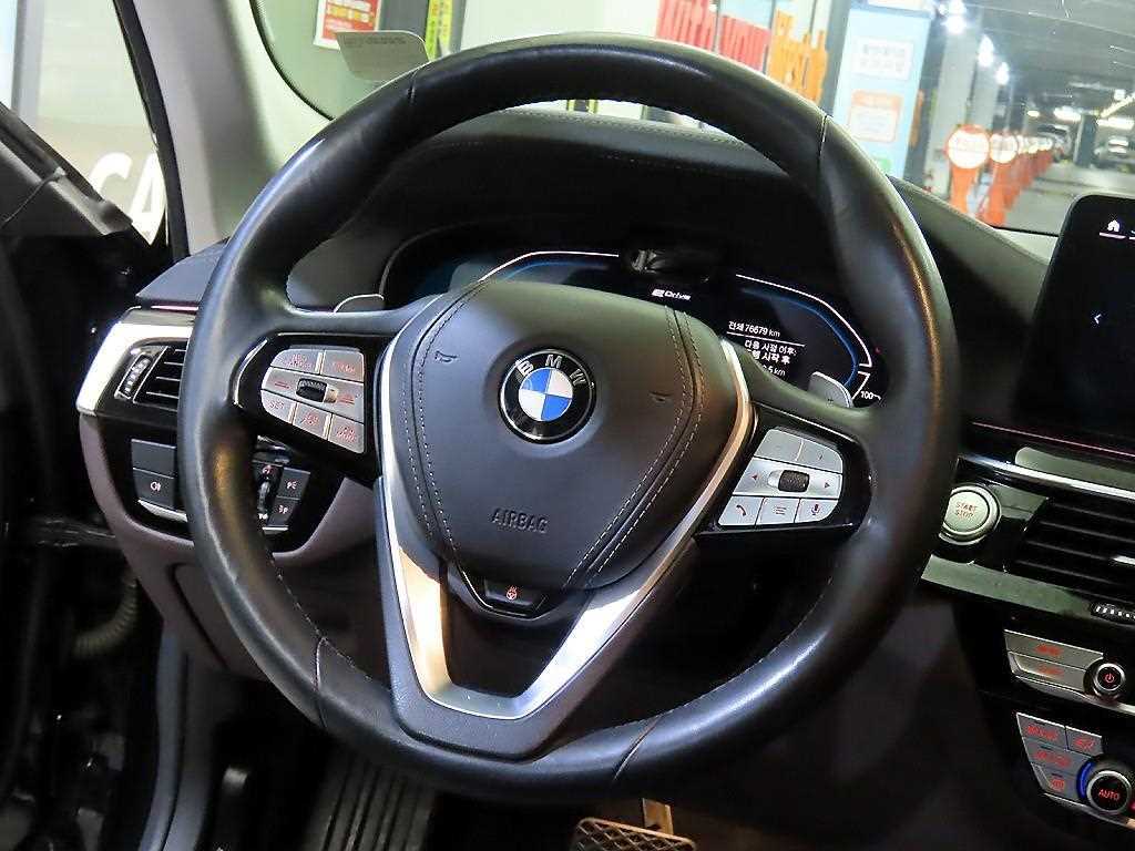 BMW 5 Series - Vista 8