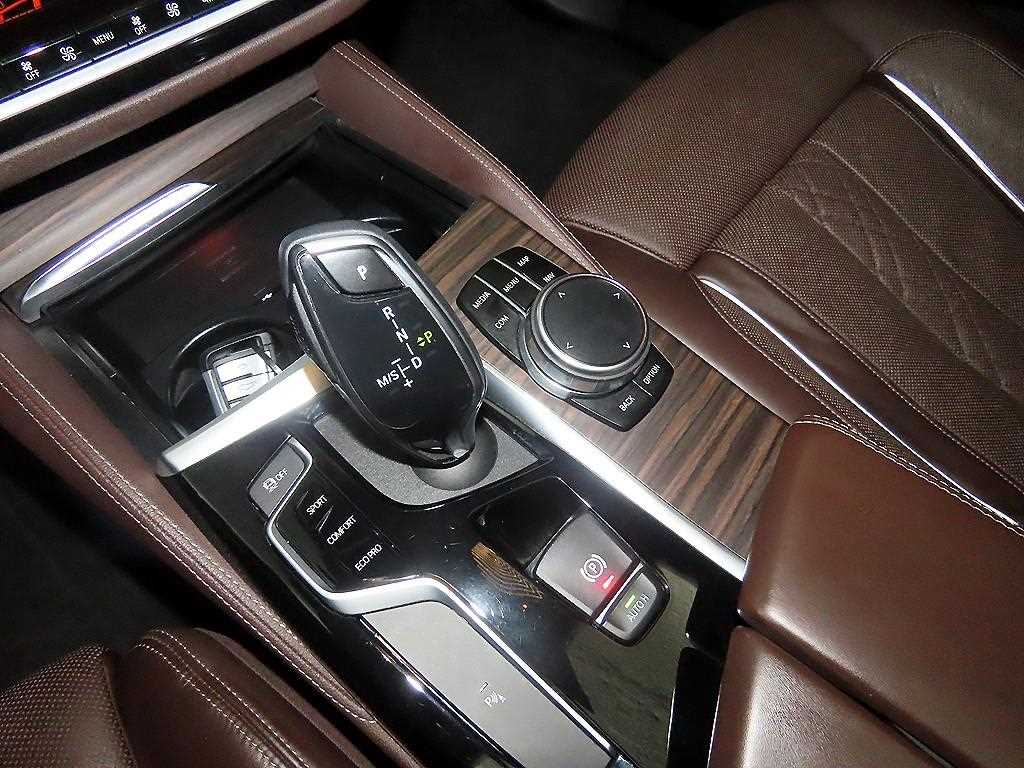 BMW 5 Series - Vista 12