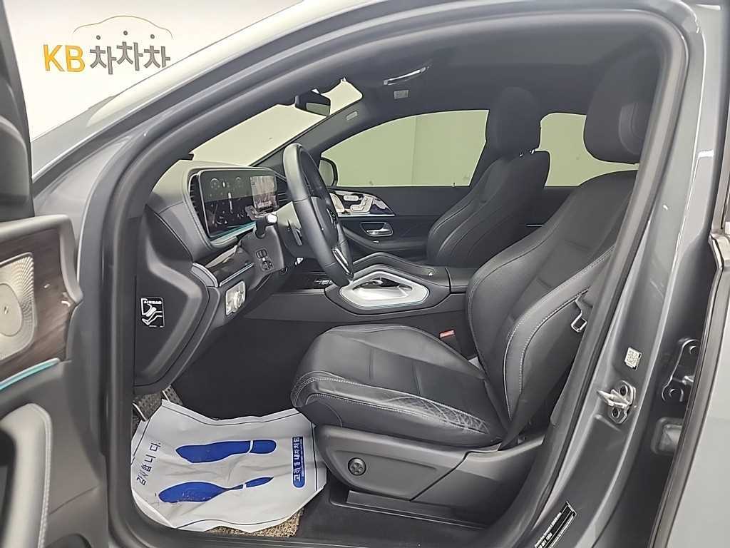 Mercedes Benz GLE Class - Vista 11