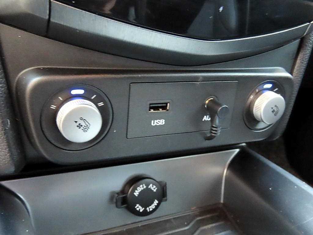 Ssangyong Tivoli 2018 Blanco - Importación desde Corea - HF Imports Iquique - Foto 16