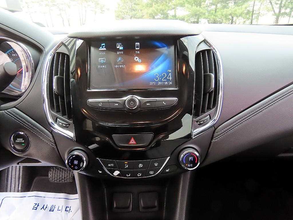 Chevrolet Cruise - Vista 12