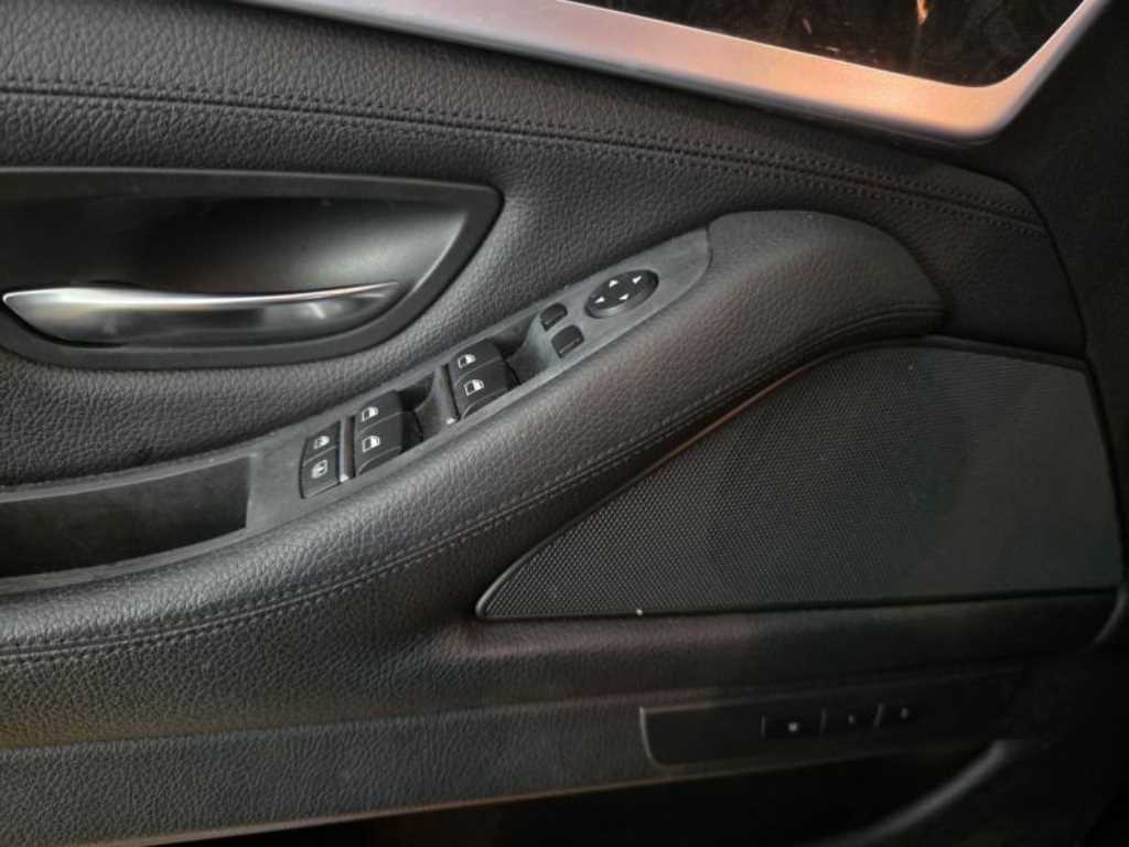 BMW 5 Series - Vista 7