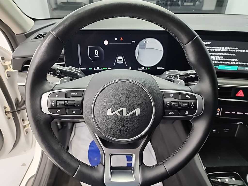 KIA K5 - Vista 9