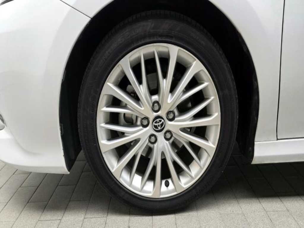Toyota Camry - Vista 5