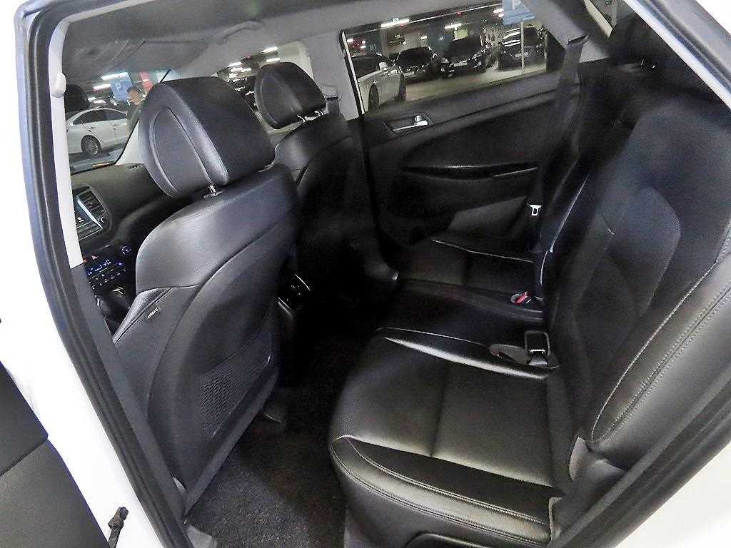 HYUNDAI Tucson - Vista 7
