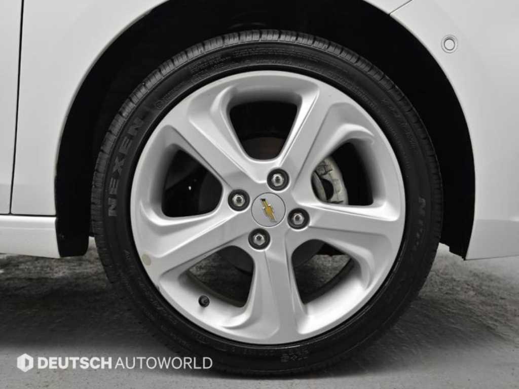 Chevrolet Spark - Vista 5