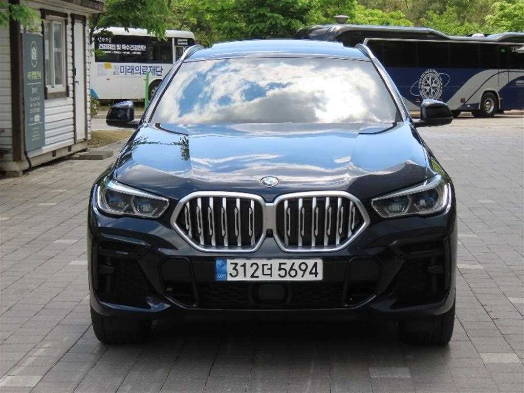 BMW X6 2022 - Importación desde Corea - HF Imports Iquique - Foto 1
