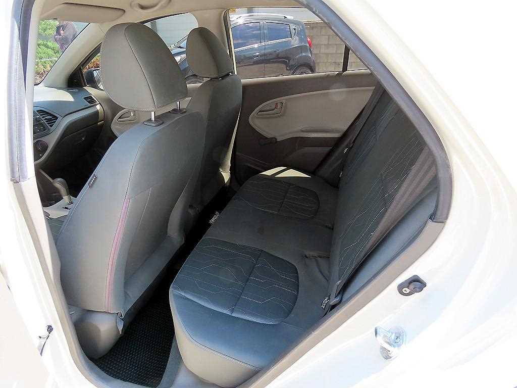KIA Morning - Vista 6