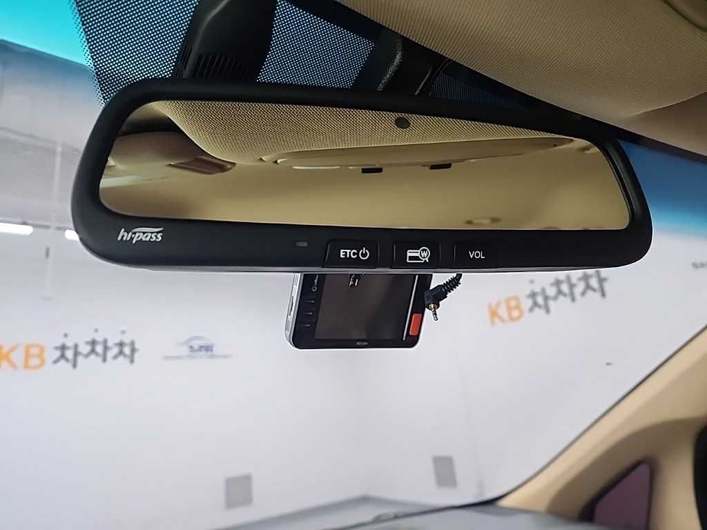 KIA Carnival 2018 Negro - Importación desde Corea - HF Imports Iquique - Foto 19