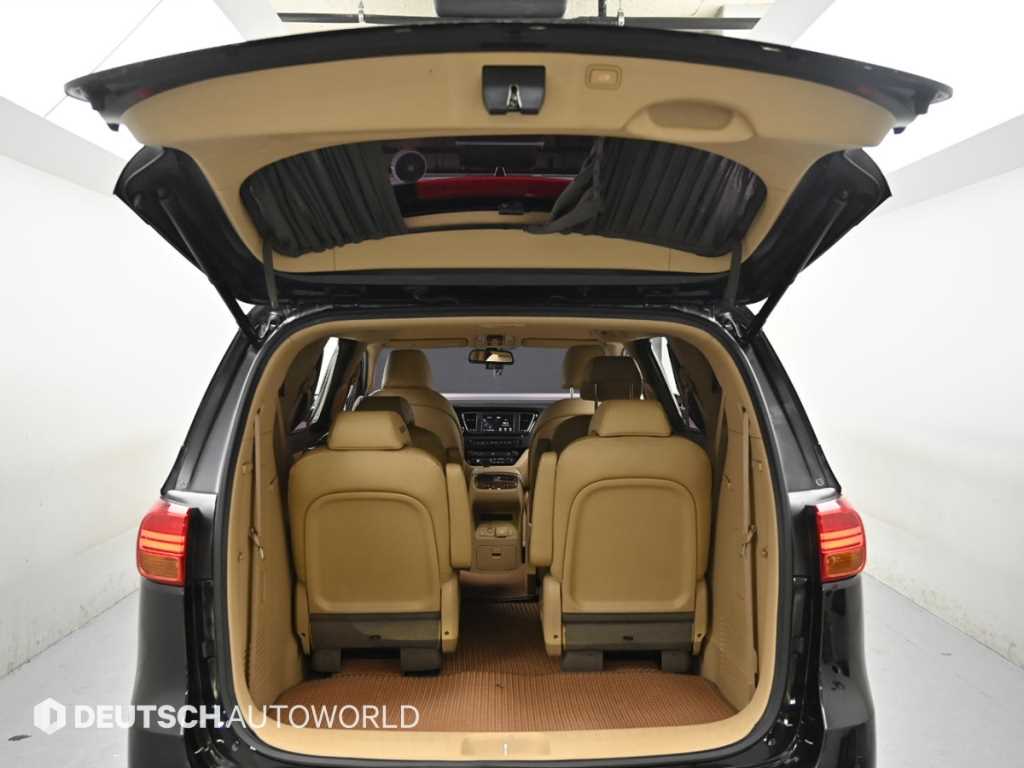 KIA Carnival 2018 - Importación desde Corea - HF Imports Iquique - Foto 19