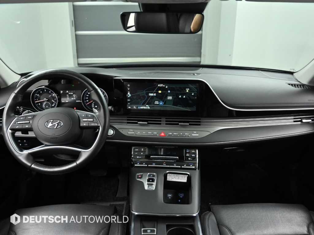 HYUNDAI Grandeur - Vista 7