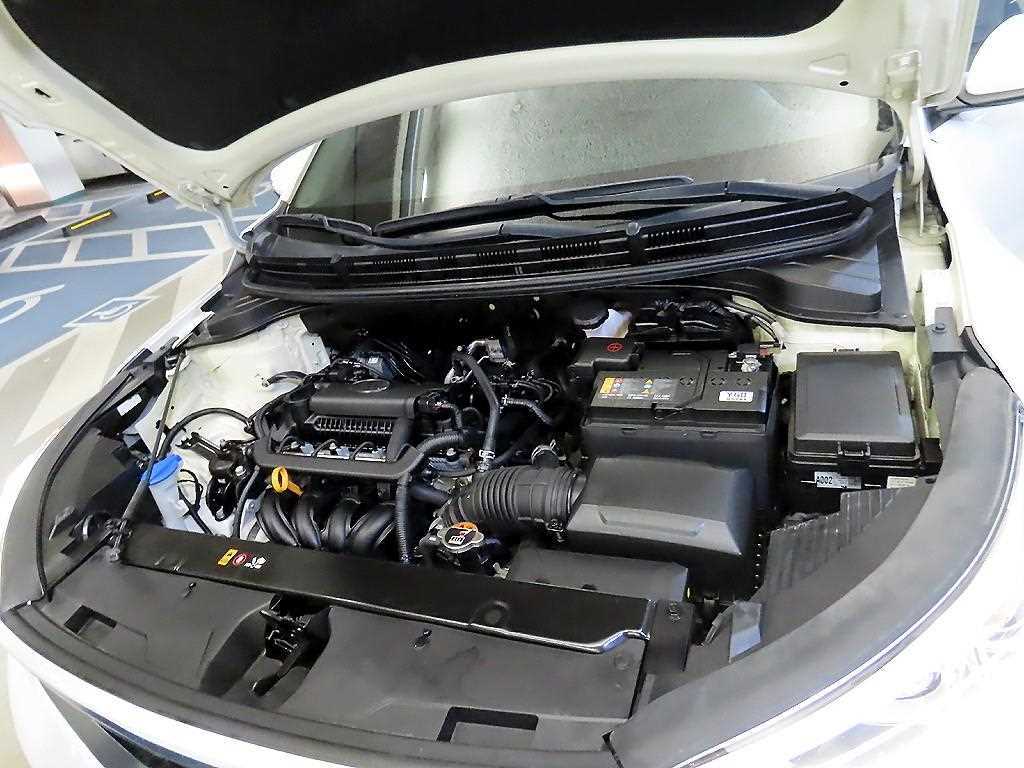 KIA Stonic 2020 Blanco - Importación desde Corea - HF Imports Iquique - Foto 19