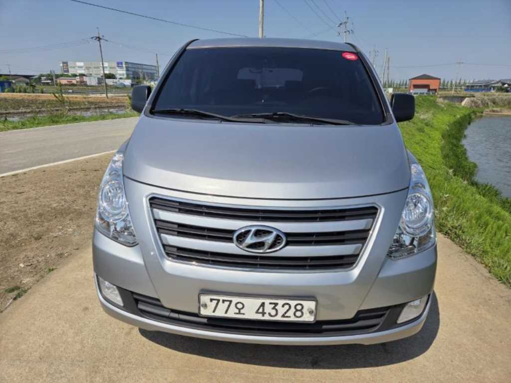 HYUNDAI Starex 2017 - Importación desde Corea - HF Imports Iquique - Foto 1