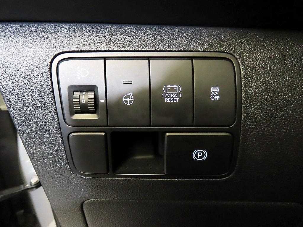 HYUNDAI Staria 2025 Plateado - Importación desde Corea - HF Imports Iquique - Foto 13