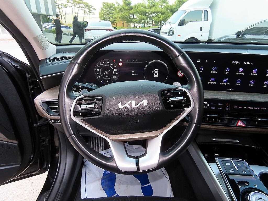 KIA K8 - Vista 8