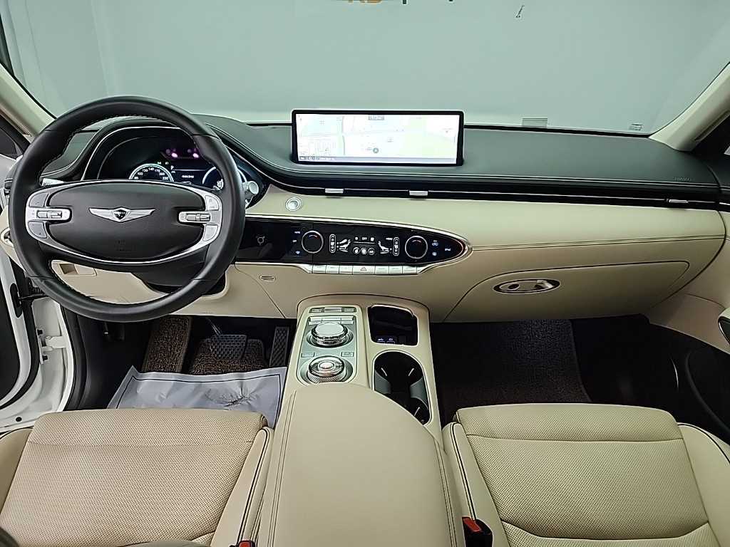 Genesis GV70 - Vista 7