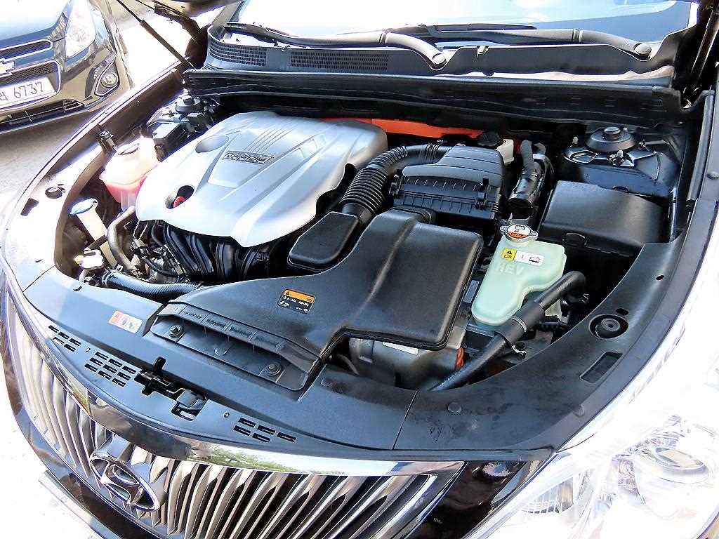 HYUNDAI Grandeur 2016 Negro - Importación desde Corea - HF Imports Iquique - Foto 19
