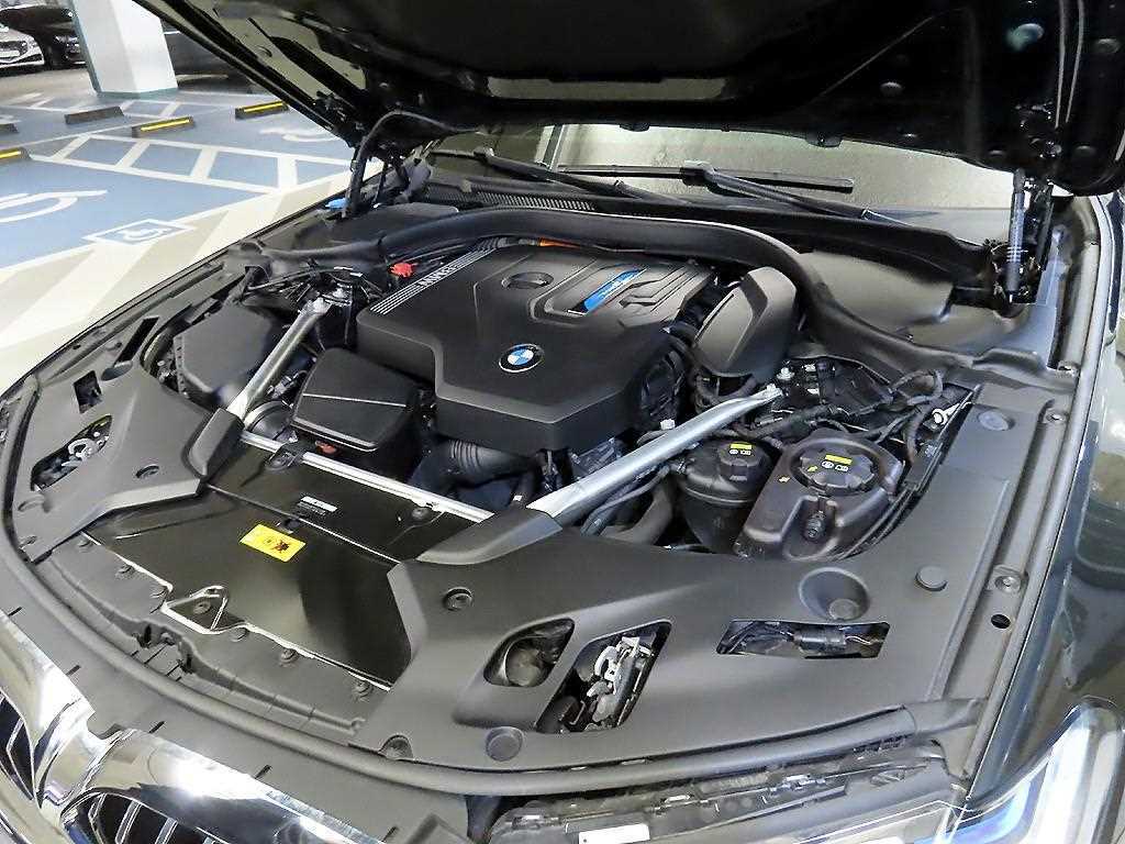 BMW 5 Series 2021 Negro - Importación desde Corea - HF Imports Iquique - Foto 19