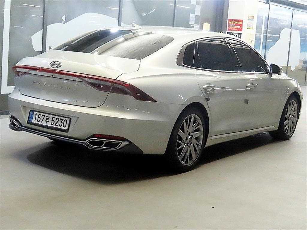HYUNDAI Grandeur - Vista 4