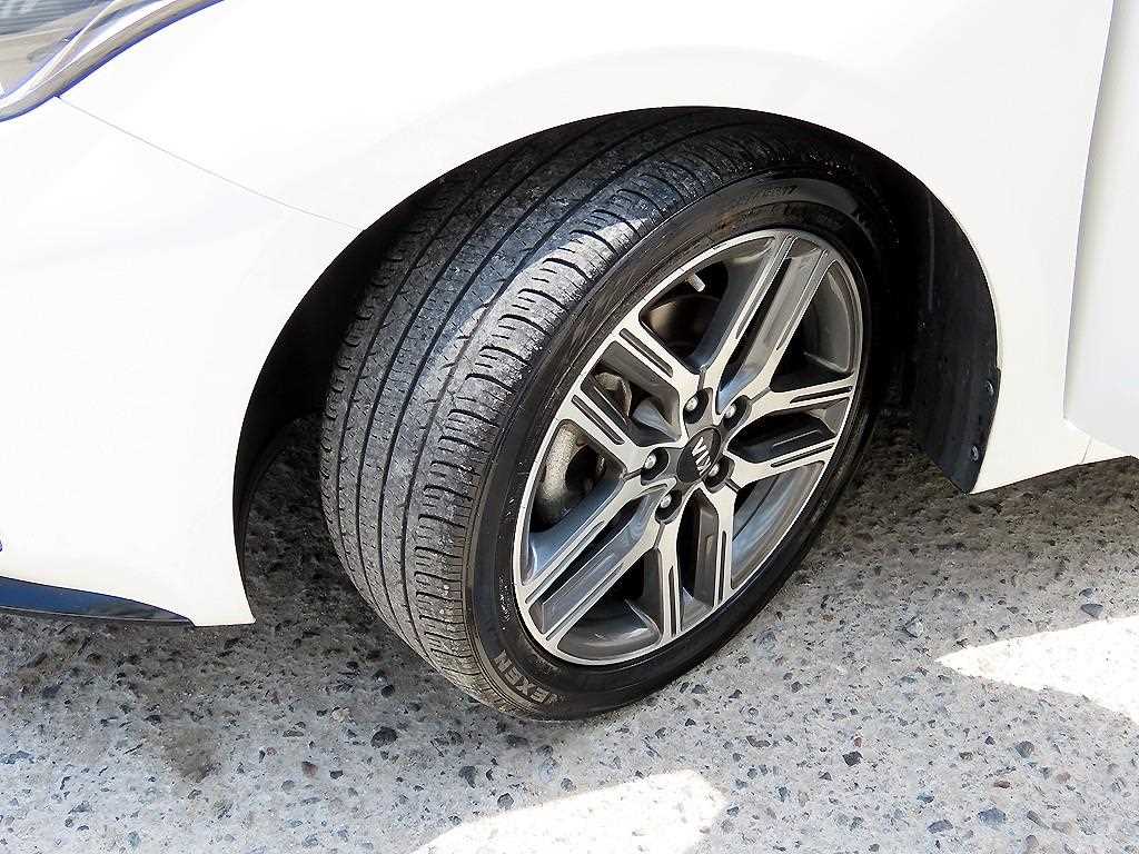 KIA K3 2020 Blanco - Importación desde Corea - HF Imports Iquique - Foto 19