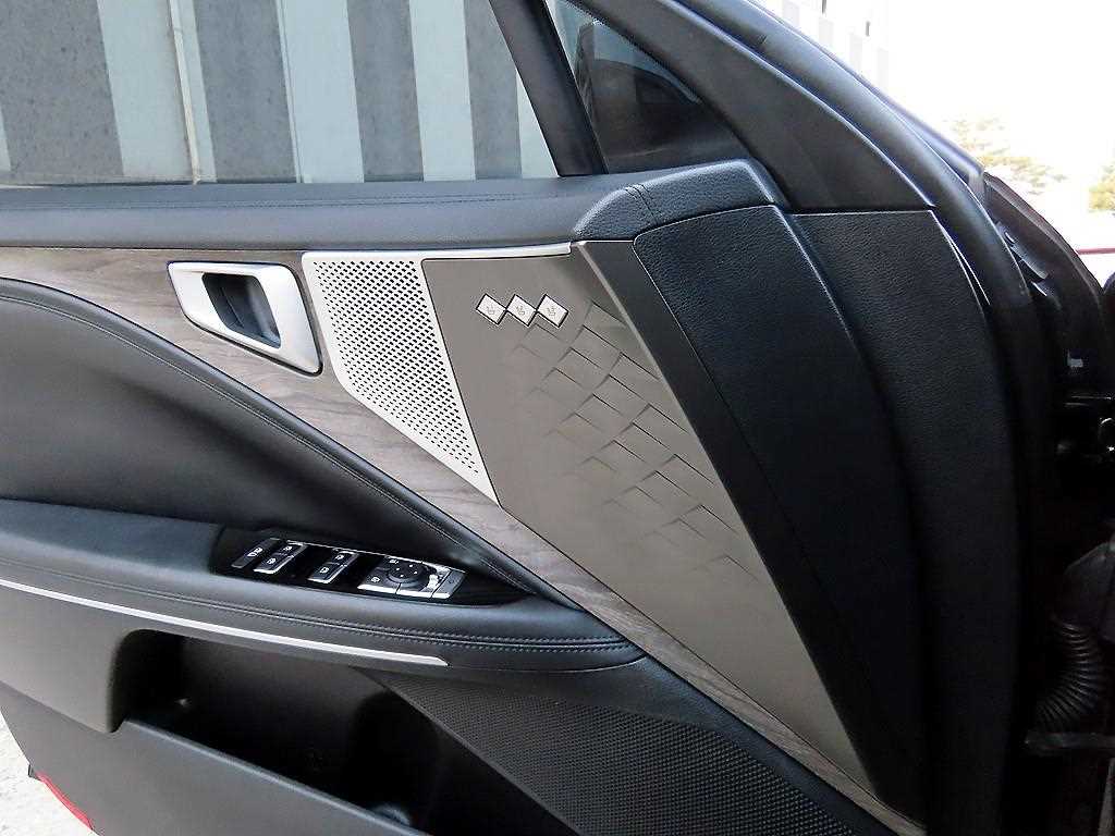 KIA K8 - Vista 11