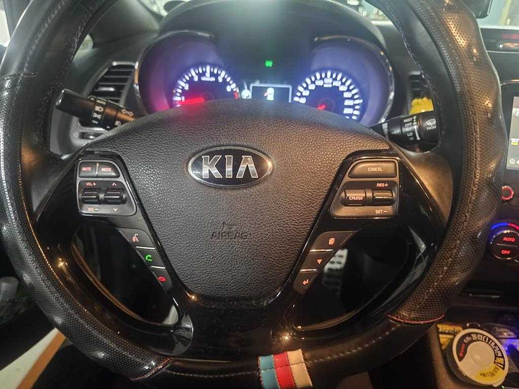 KIA K3 - Vista 3