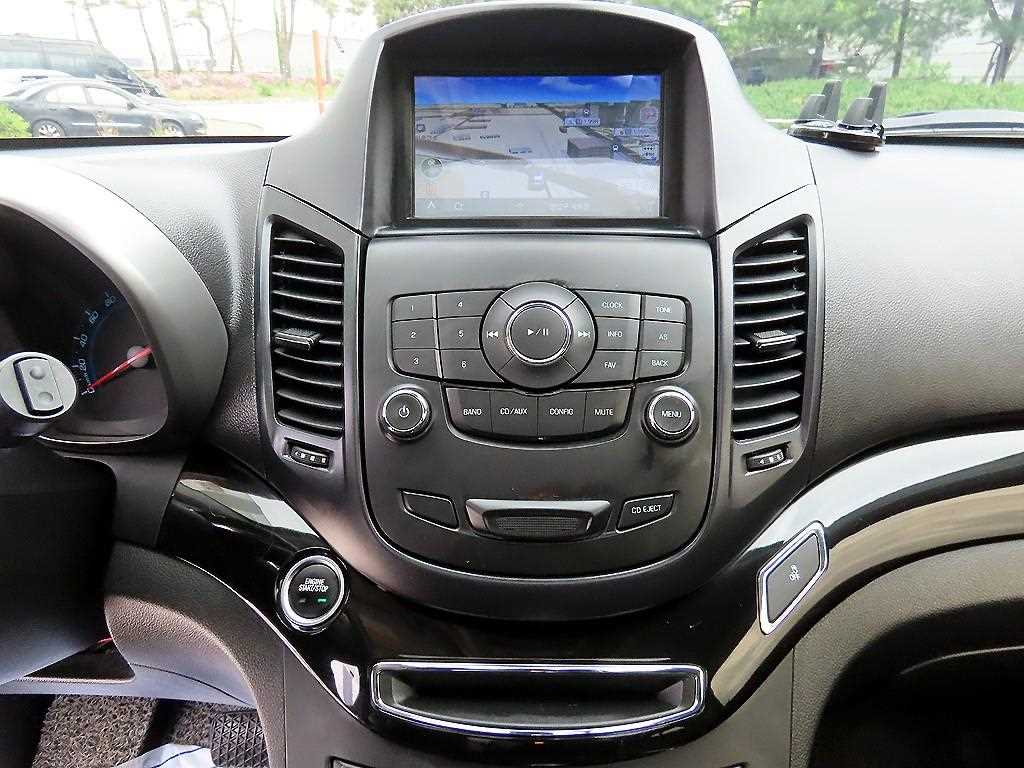 Chevrolet Orlando 2017 Blanco - Importación desde Corea - HF Imports Iquique - Foto 13