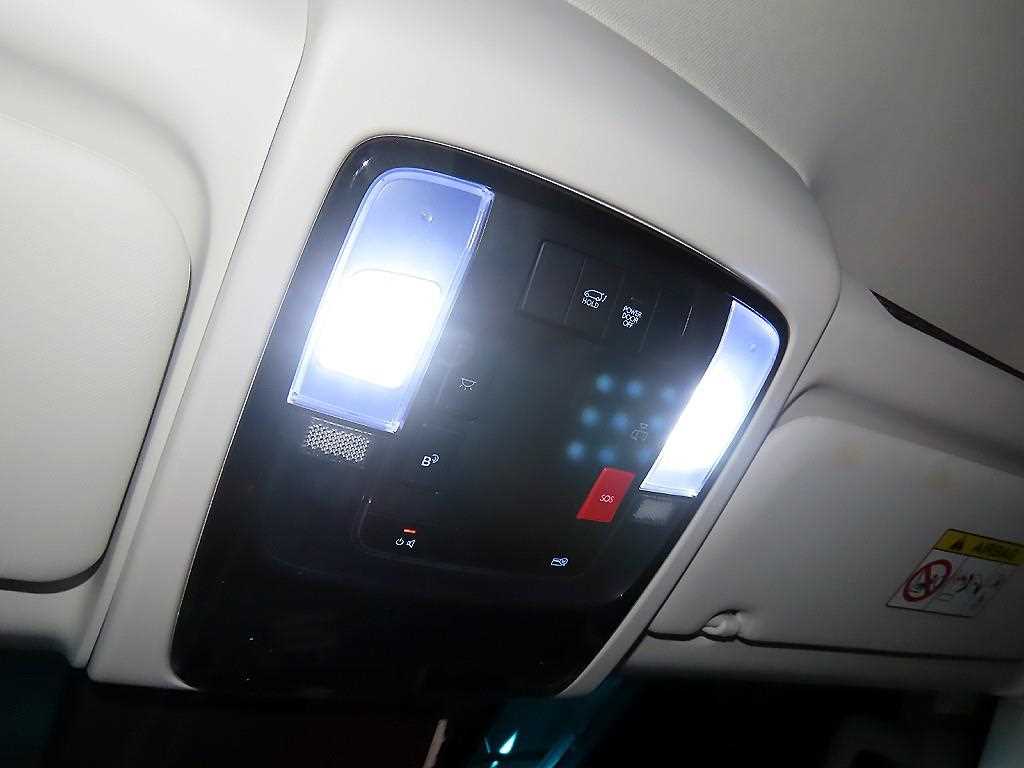 HYUNDAI Staria 2025 Negro - Importación desde Corea - HF Imports Iquique - Foto 15