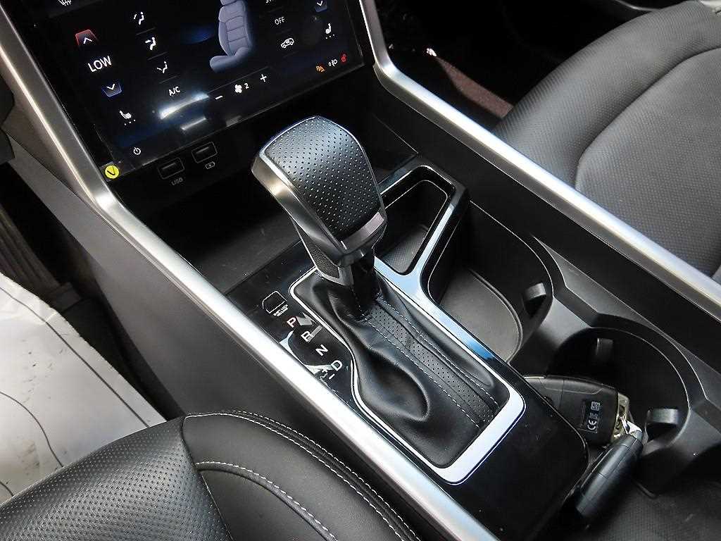 Ssangyong Torres - Vista 10
