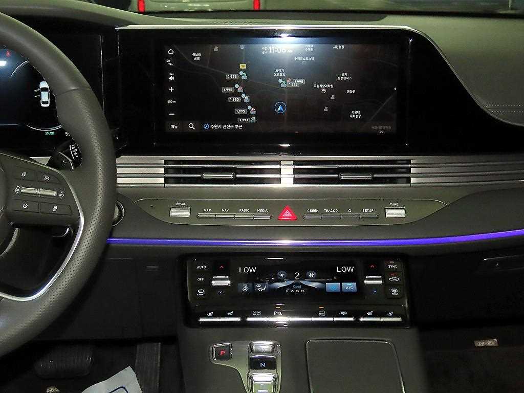 HYUNDAI Grandeur - Vista 11
