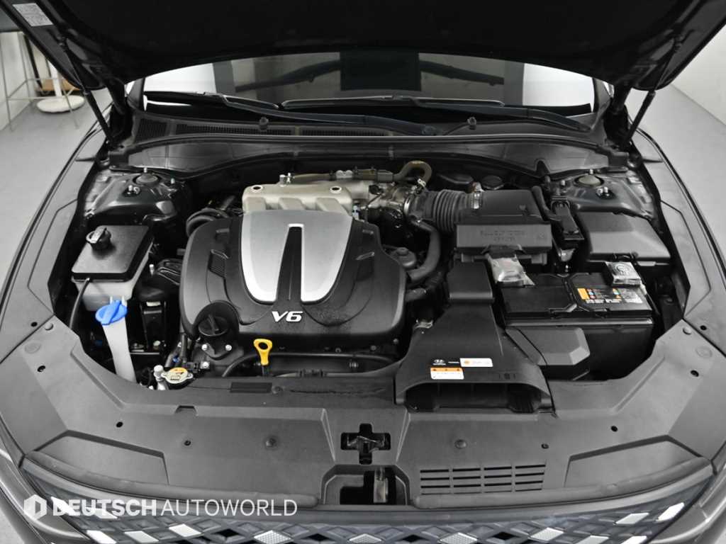 HYUNDAI Grandeur - Vista 6