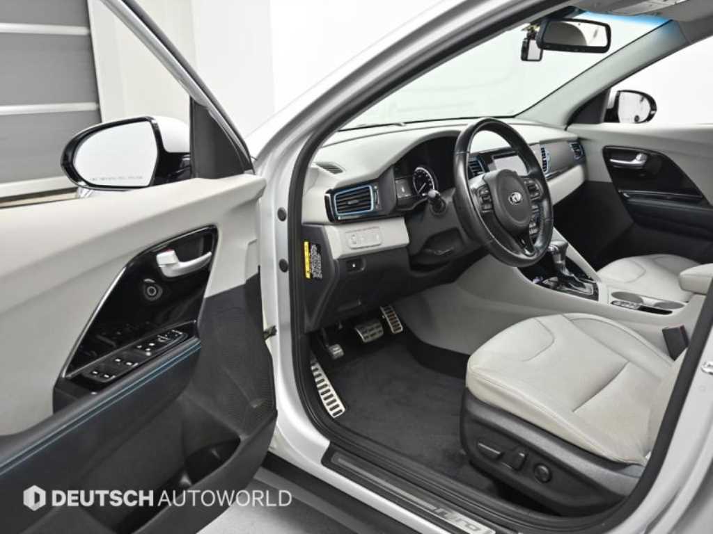 KIA Niro - Vista 11