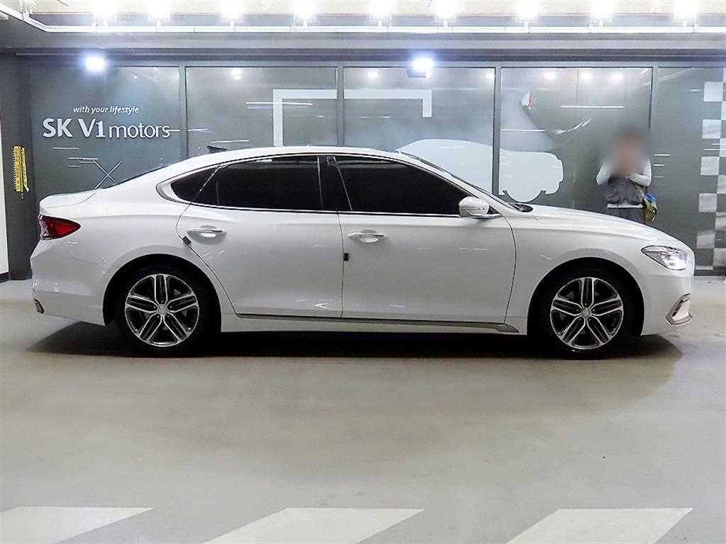 HYUNDAI Grandeur - Vista 3