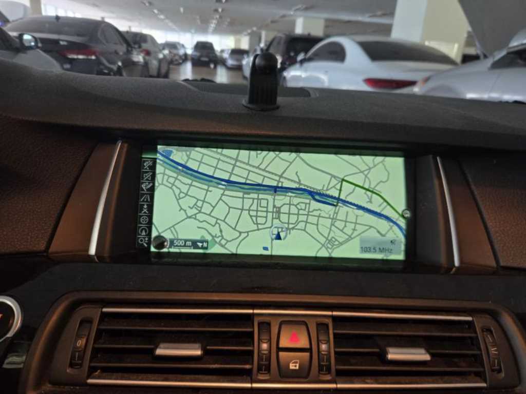 BMW 5 Series - Vista 10