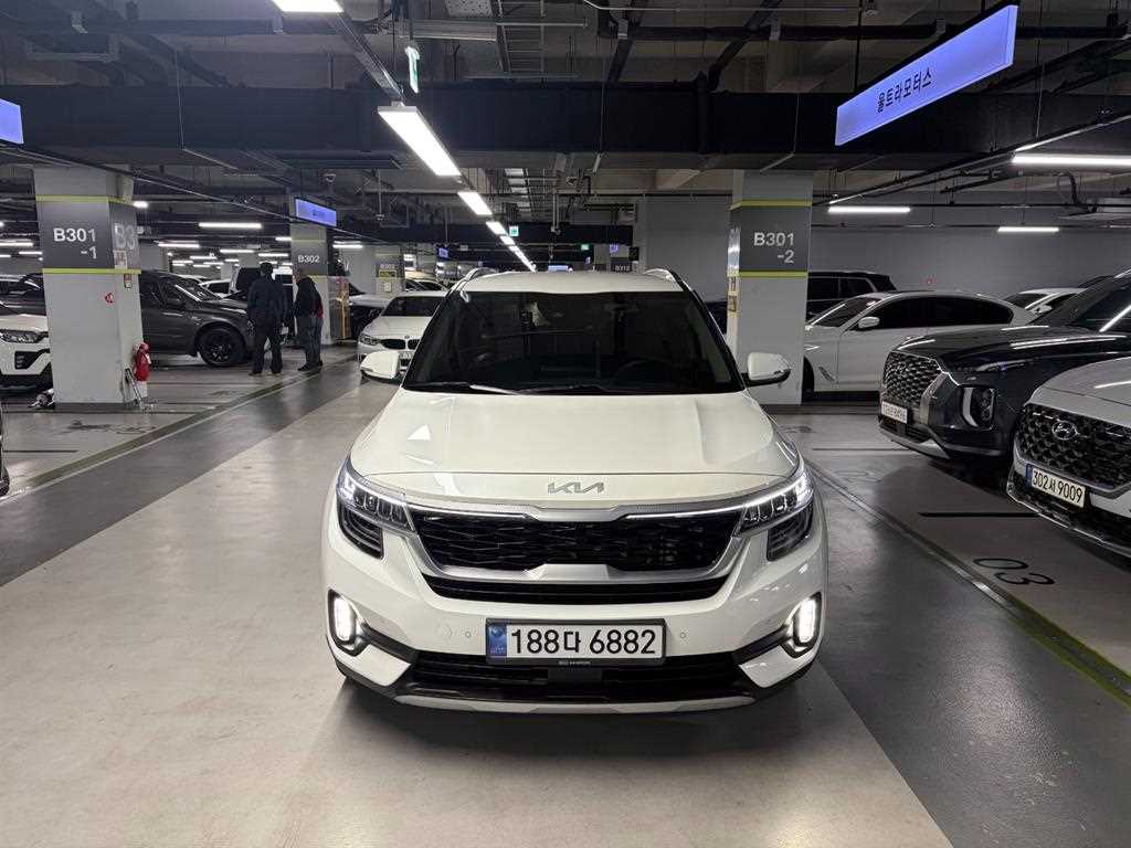 KIA Seltos 2022 Blanco - Importación desde Corea - HF Imports Iquique - Foto 1