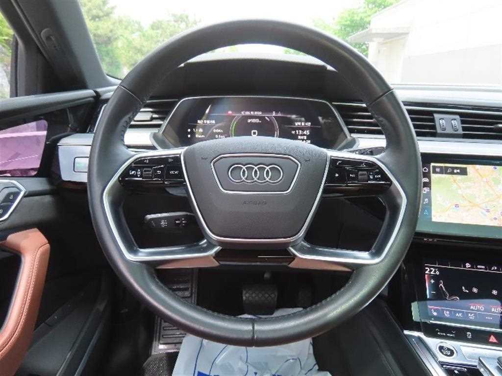Audi e-Tron 2021 Negro - Importación desde Corea - HF Imports Iquique - Foto 16