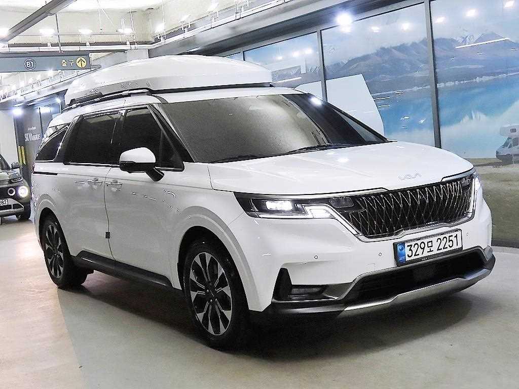KIA Carnival 2023 Blanco - Importación desde Corea - HF Imports Iquique - Foto 1