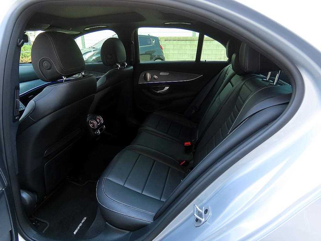 Mercedes Benz E class - Vista 6