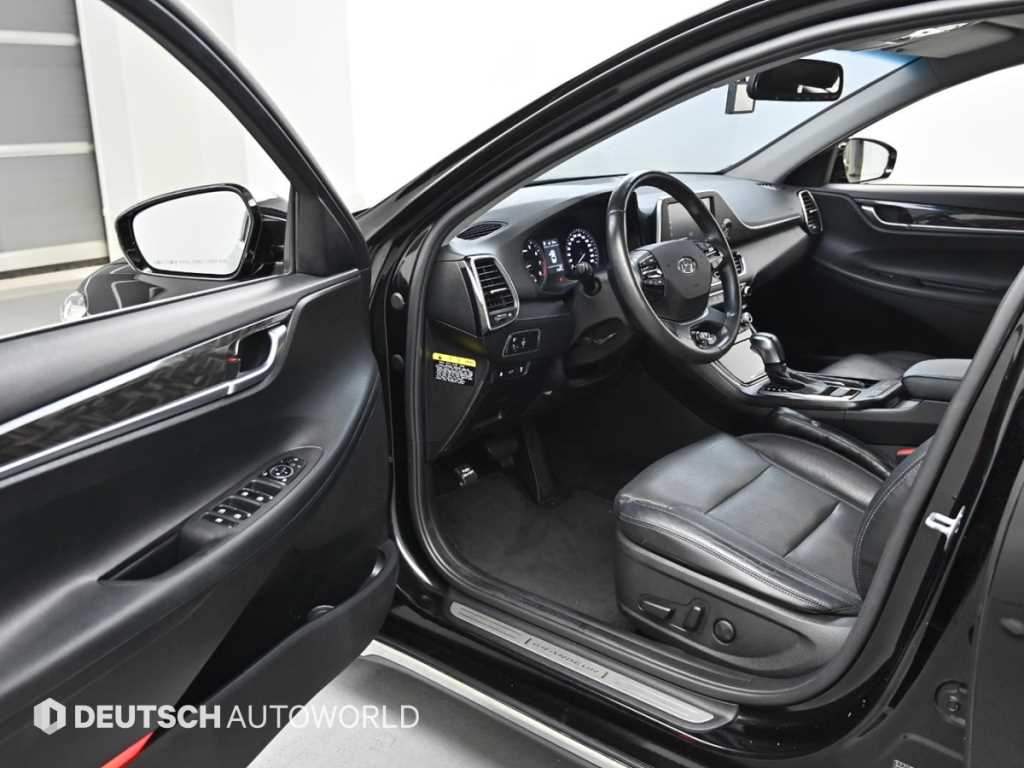 HYUNDAI Grandeur - Vista 11