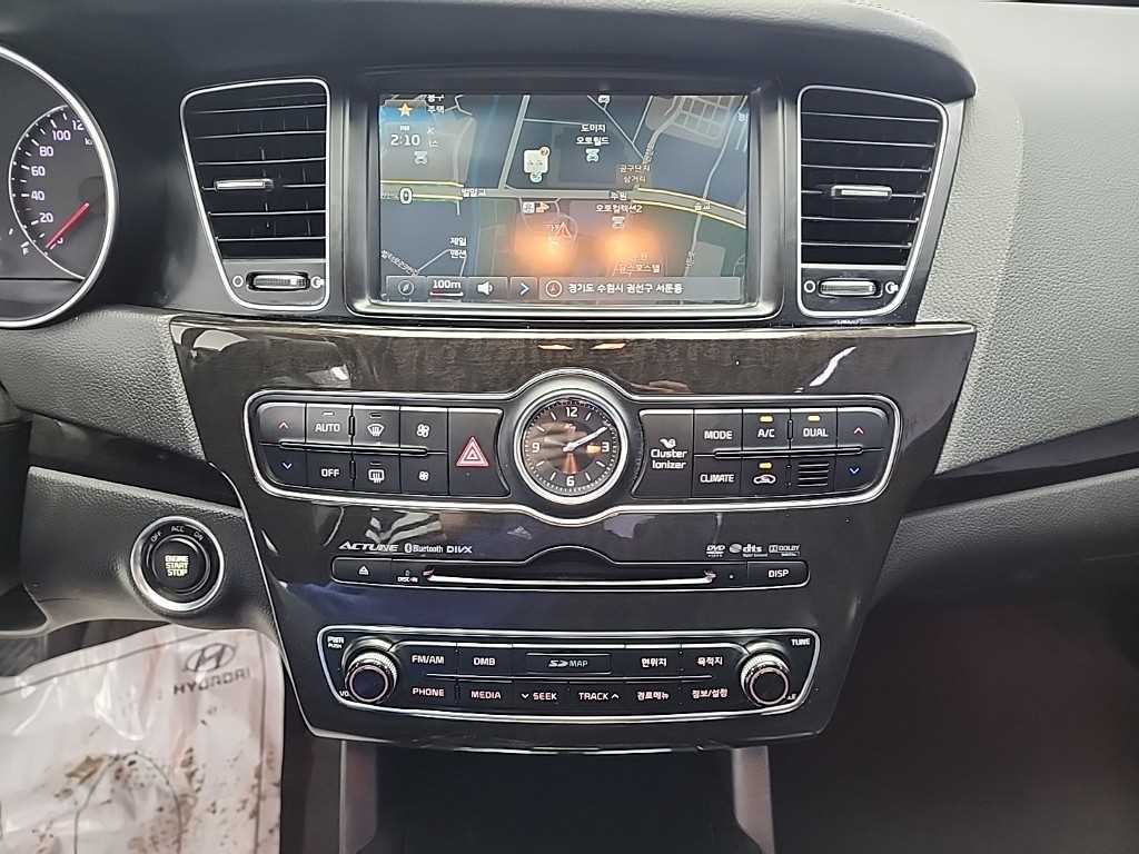 KIA K7 - Vista 10