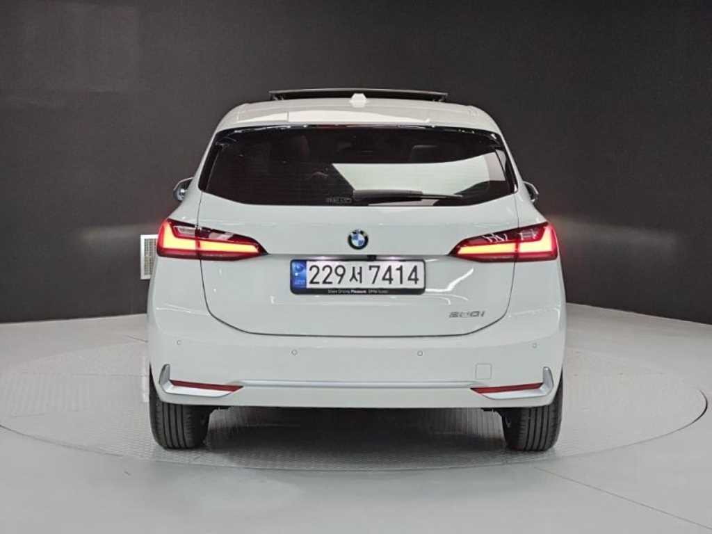 BMW 2 series - Vista 4