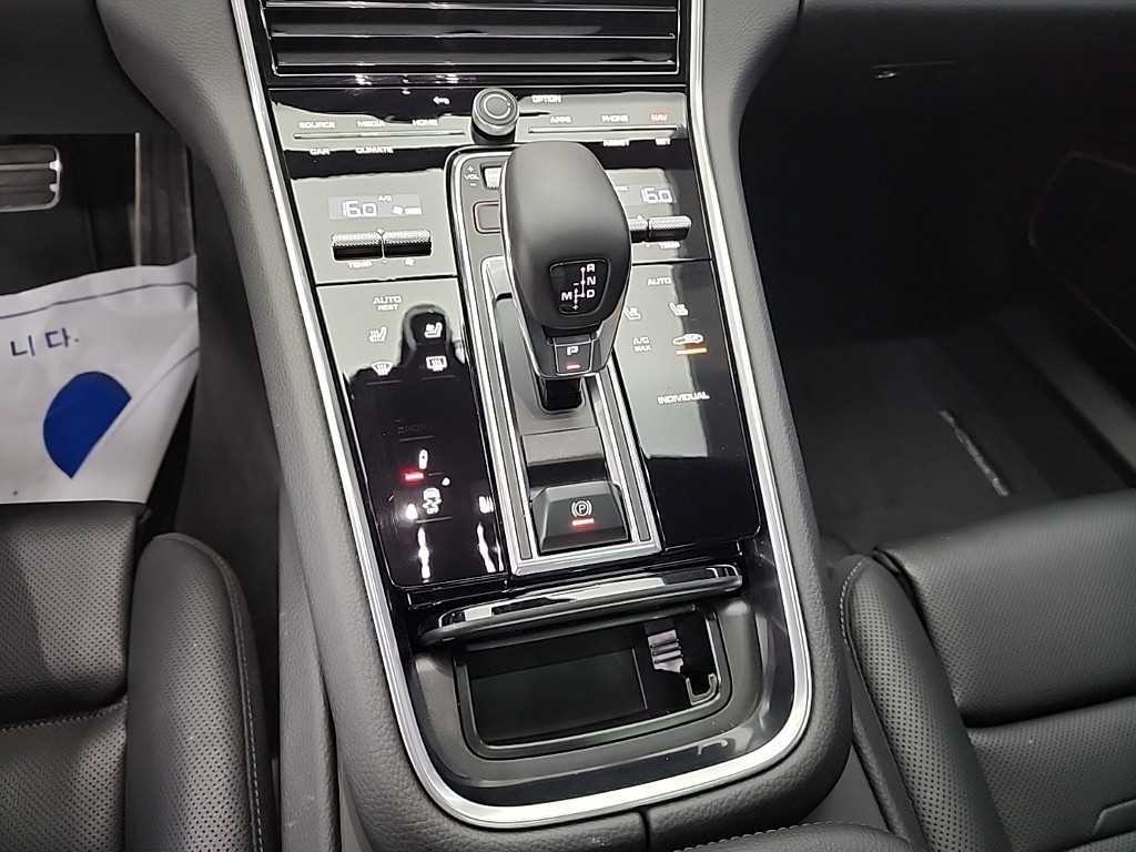 Porsche Panamera - Vista 8
