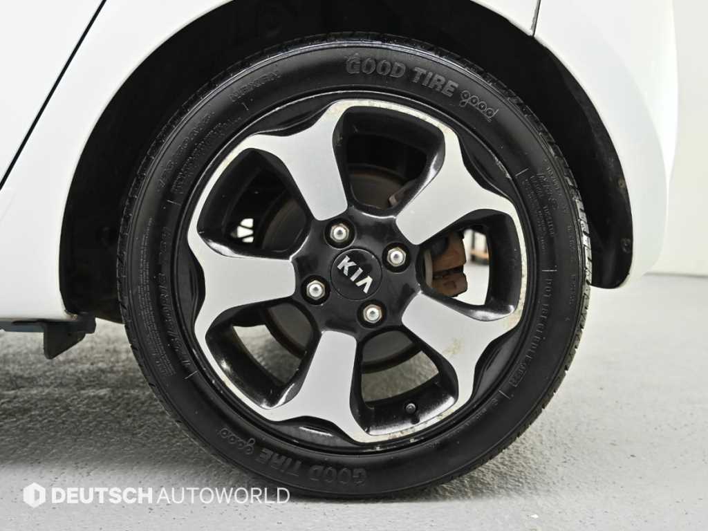 KIA Ray - Vista 5